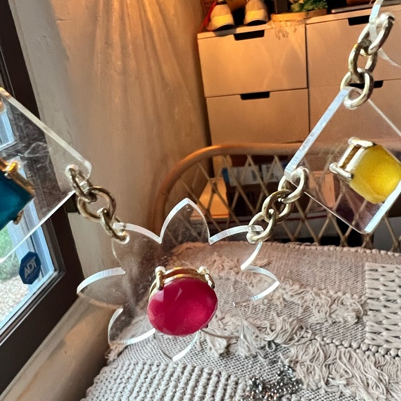 Very cool vintage clear lucite multiple pendant necklace - Picture 5 of 8